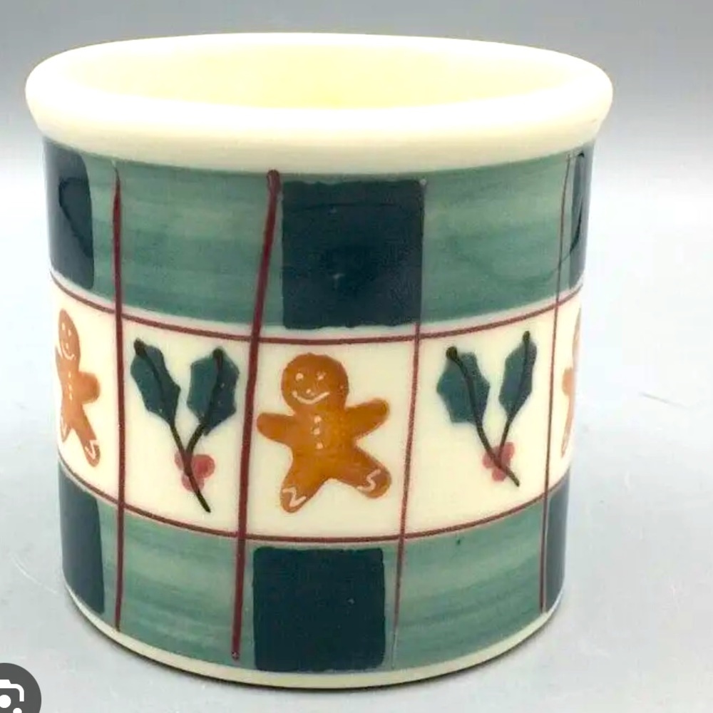 Vintage 1982 Hartstone Pottery Gingerbread Man holly plaid Christmas coffee mug